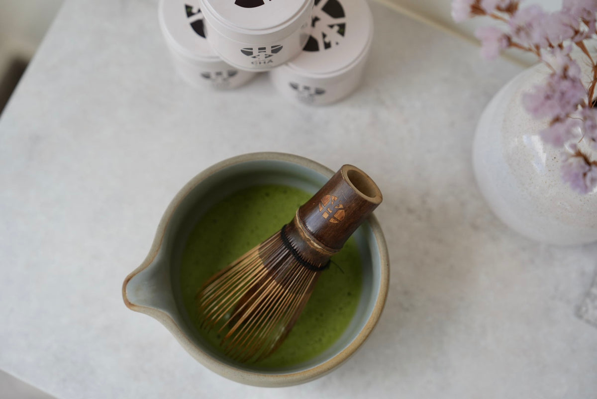 SET BOL À MATCHA ET SUPPORT À FOUET